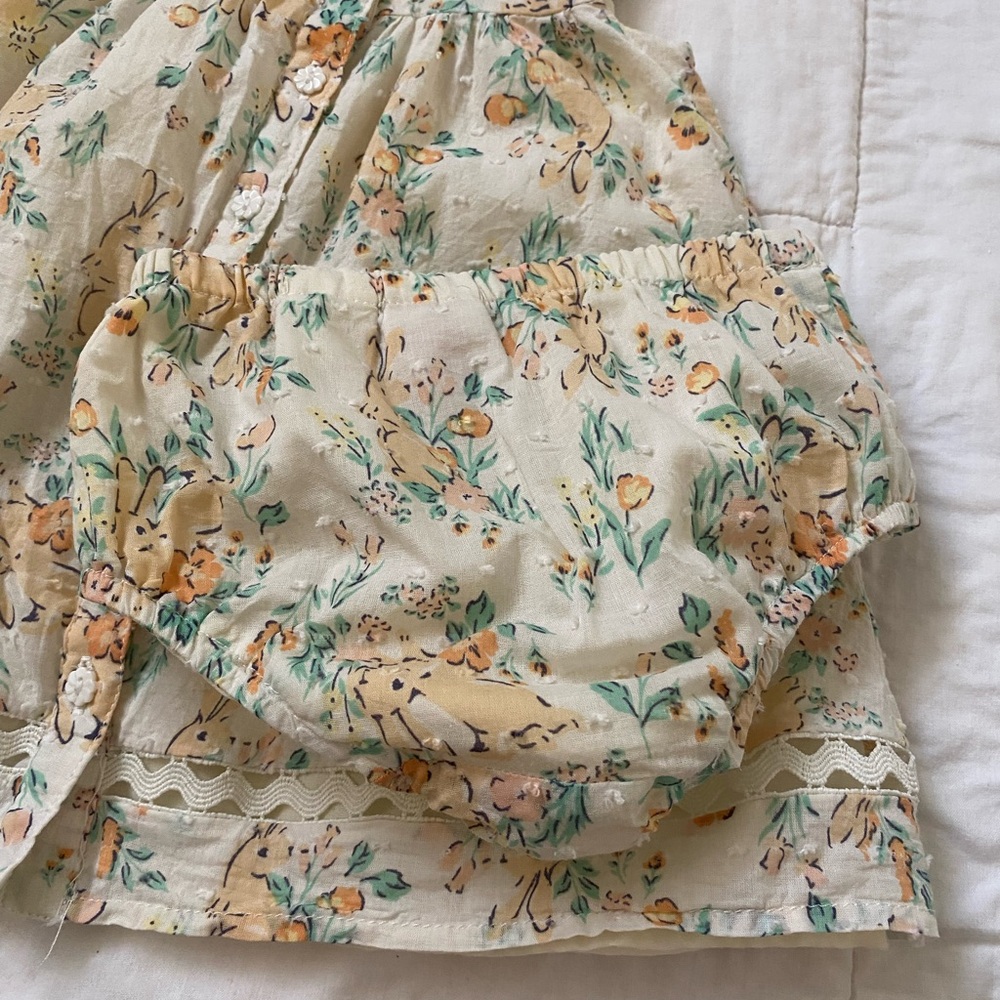 Haute hippie bunny matching flowy top with bloomers perfect for Easter/Spring - Picture 8 of 8